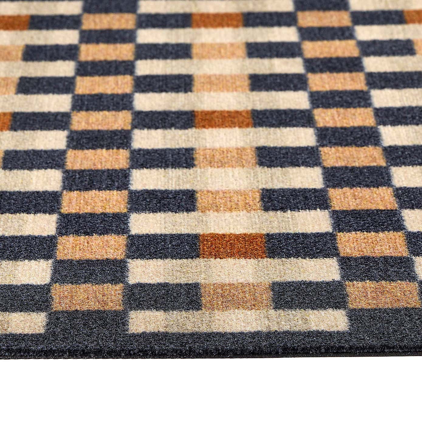 Carousel zoom image position 2 of 4