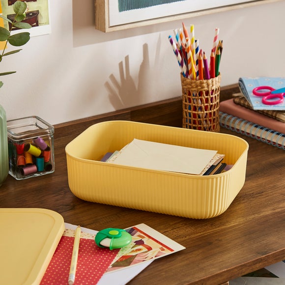 Carousel navigation image position 2 of 3