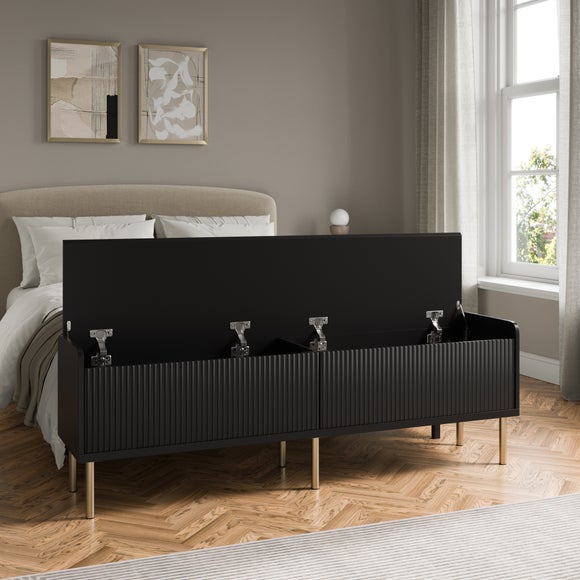 Carousel navigation image position 2 of 8