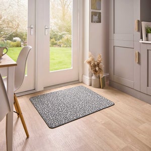 Marvel Boucle Hi Low Leopard Washable Mat