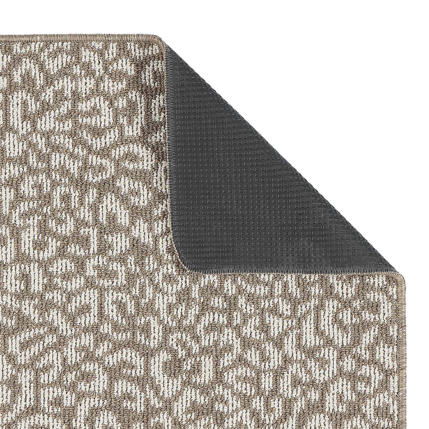 Carousel zoom image position 4 of 4