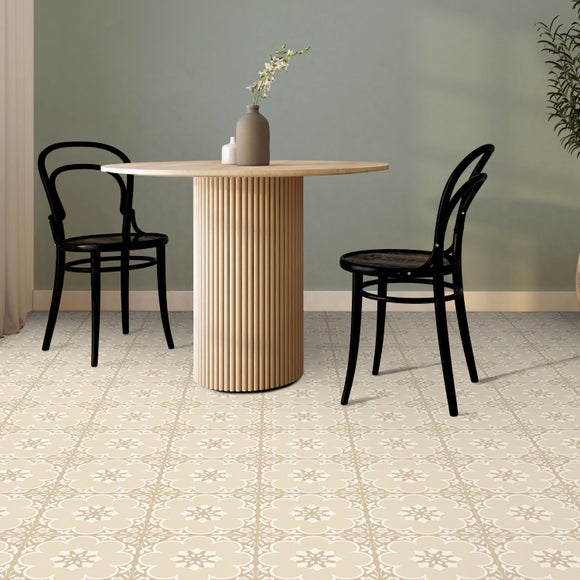 Carousel navigation image position 3 of 7