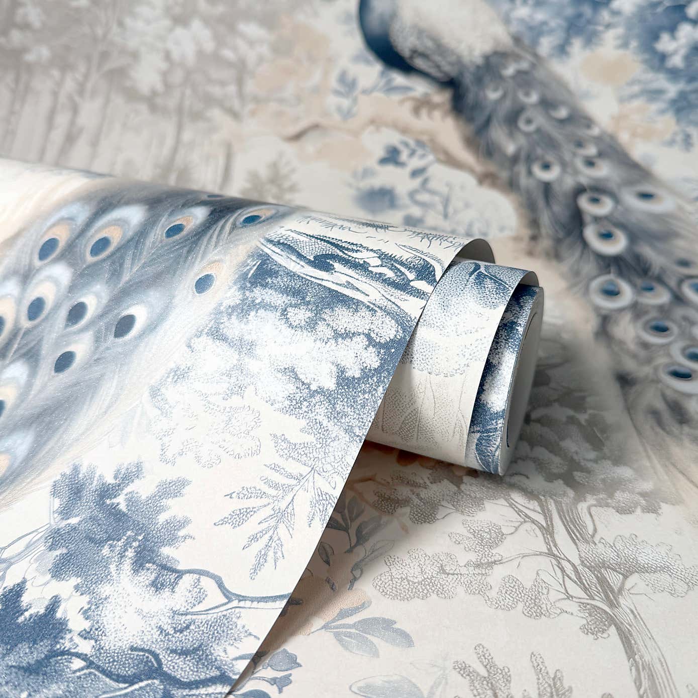 Carousel zoom image position 2 of 7