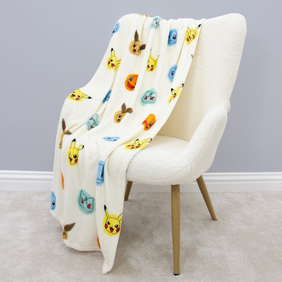 Pokemon Fleece 150cm x 100cm Throw