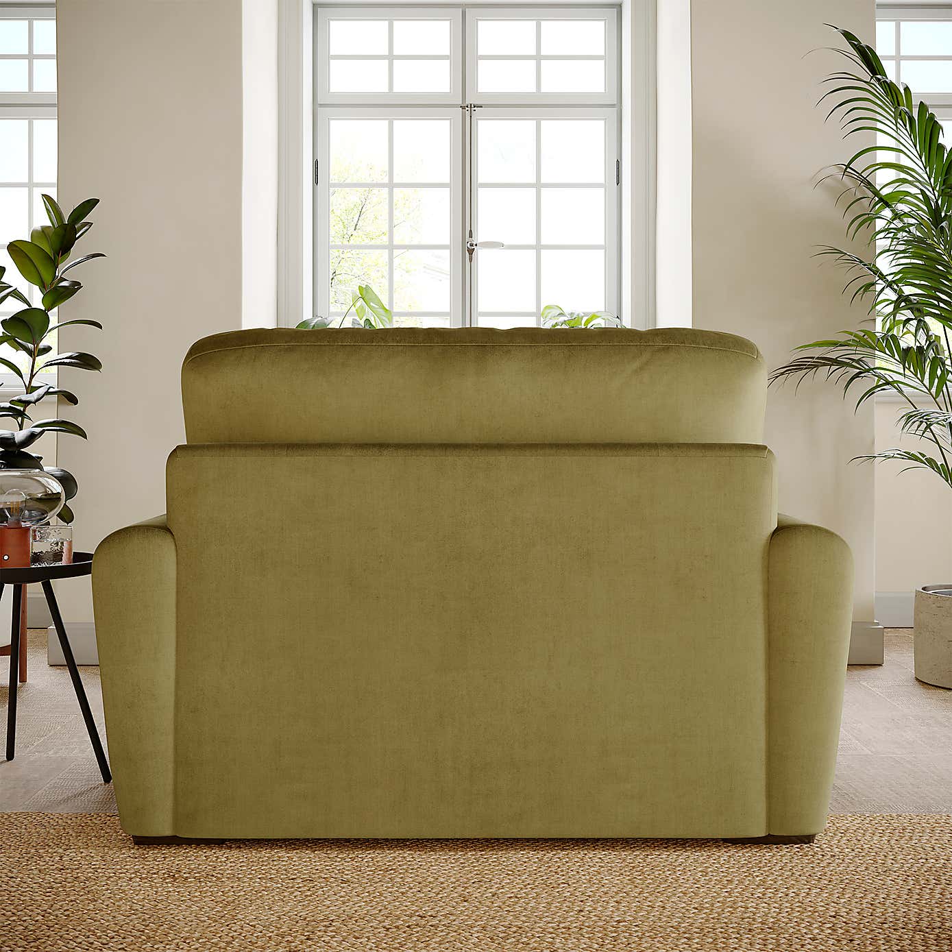 Carousel zoom image position 2 of 8