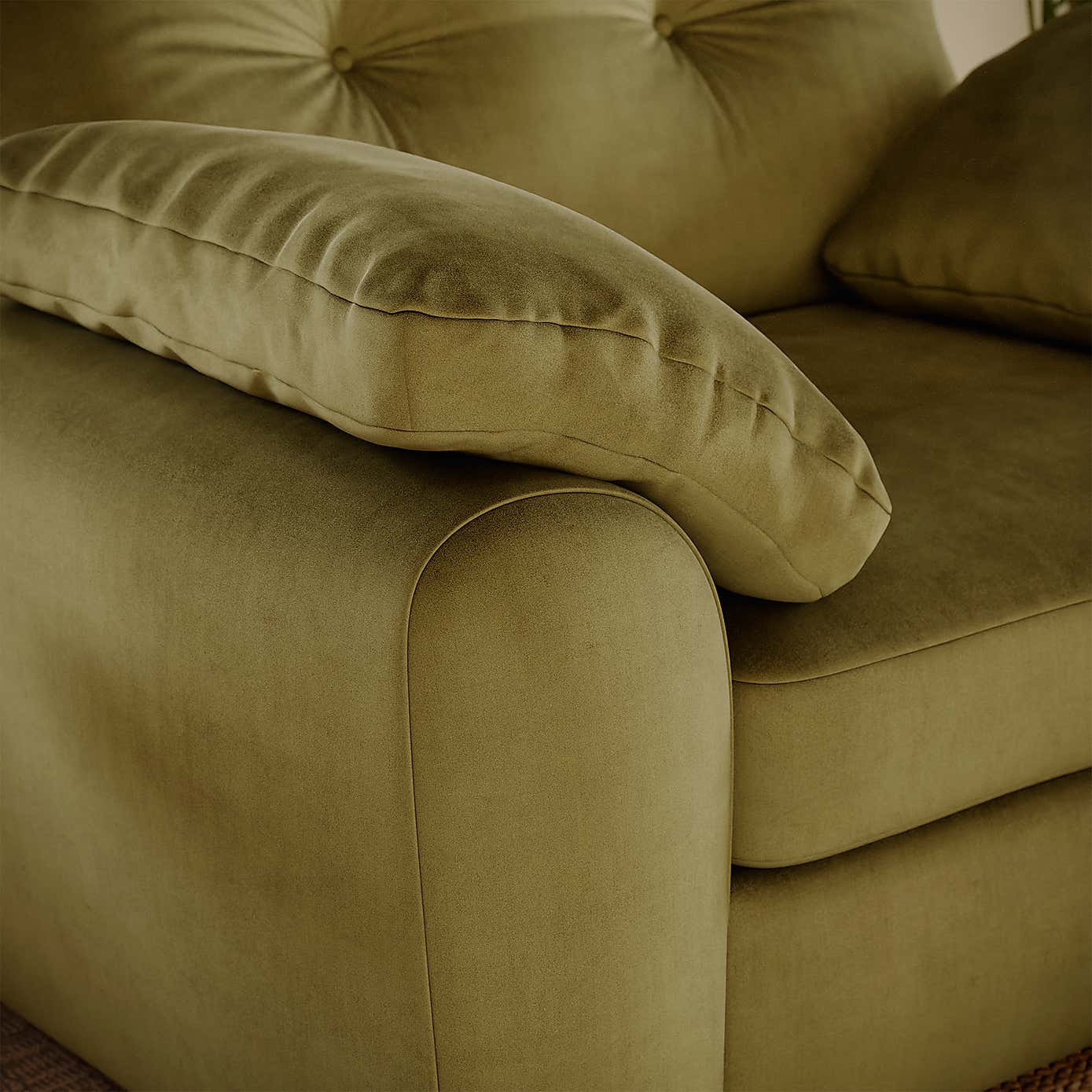 Carousel zoom image position 4 of 8