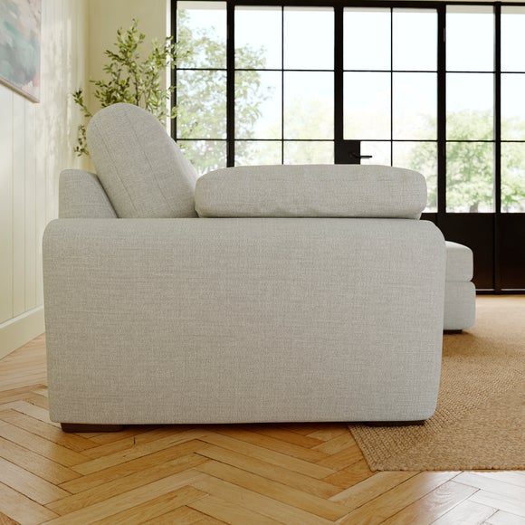 Carousel navigation image position 3 of 6