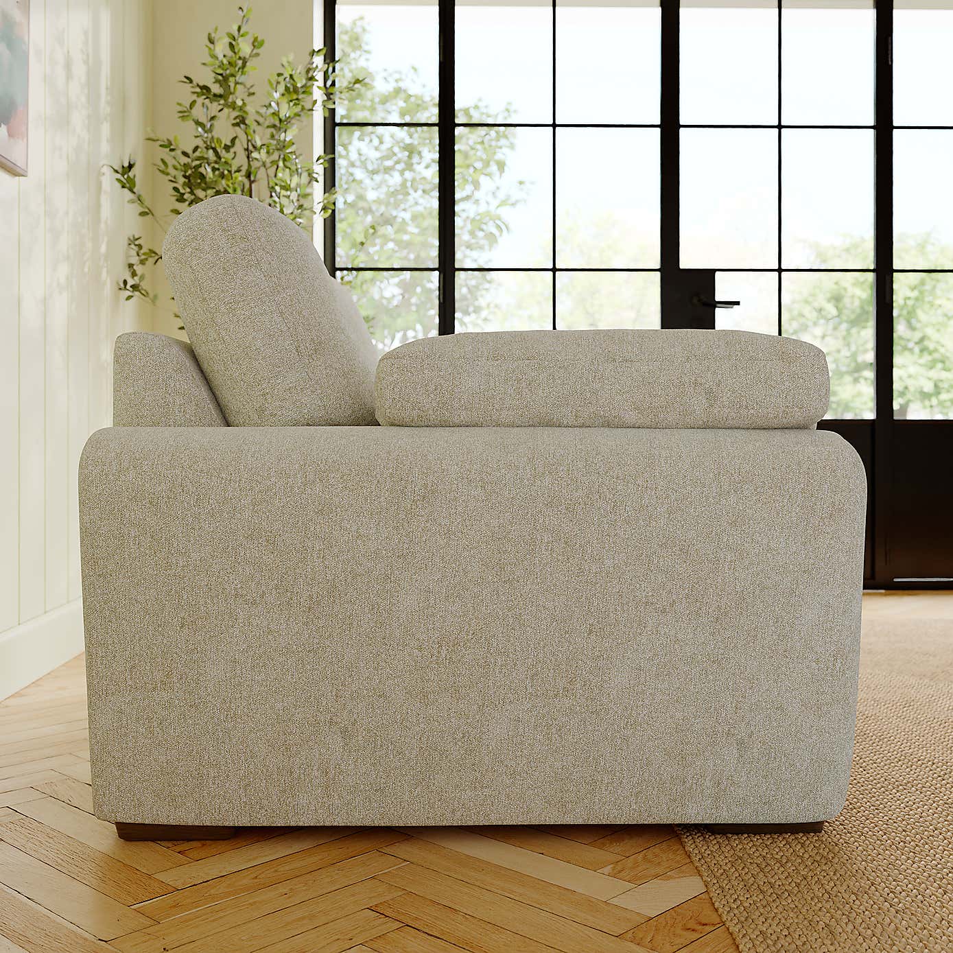 Carousel zoom image position 3 of 9