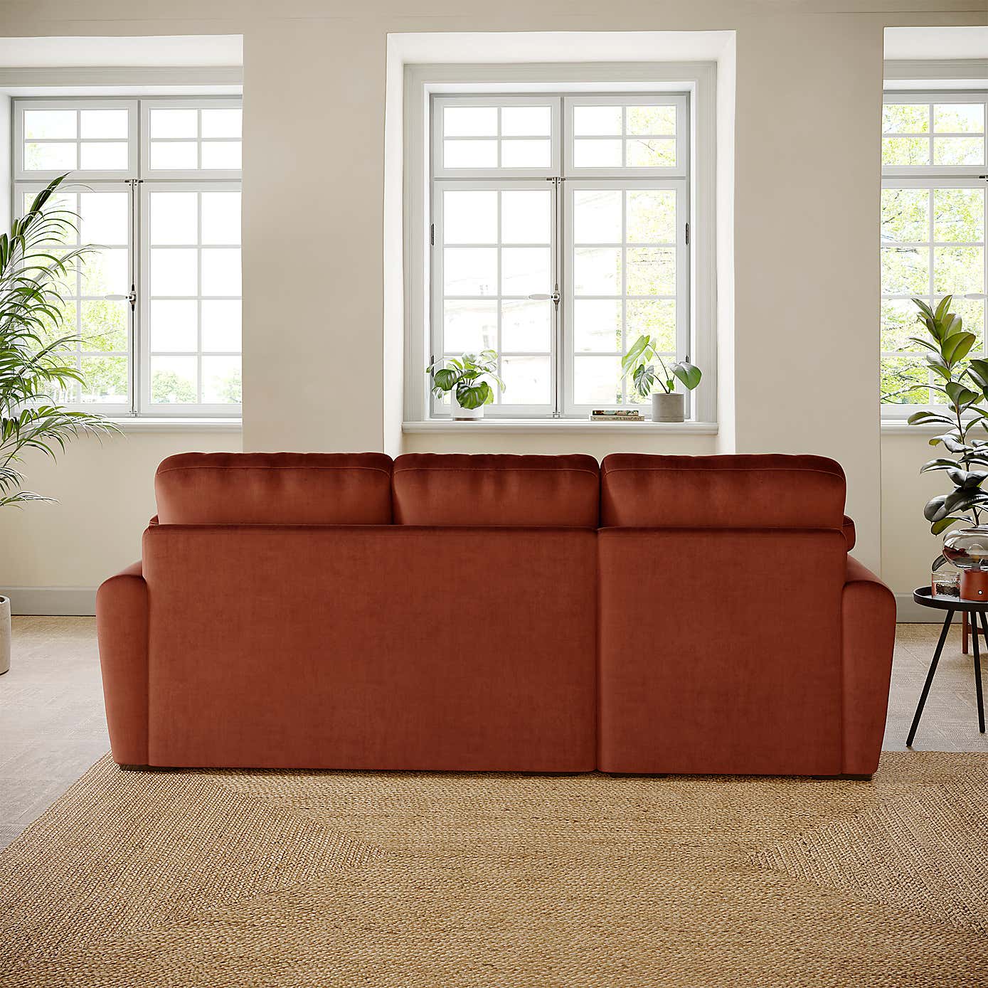 Carousel zoom image position 2 of 8