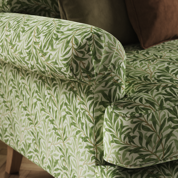 Carousel navigation image position 4 of 8