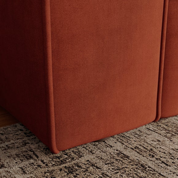 Carousel navigation image position 5 of 9