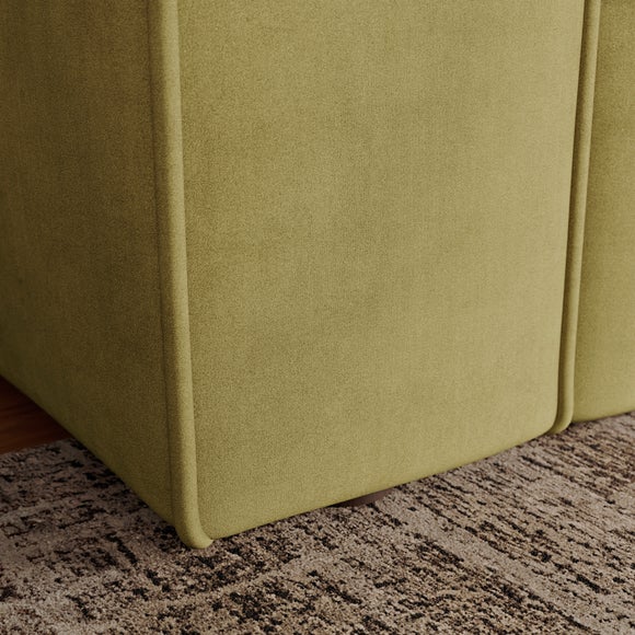 Carousel navigation image position 5 of 9