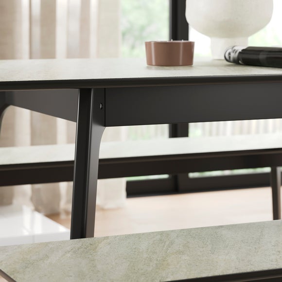 Carousel navigation image position 4 of 6