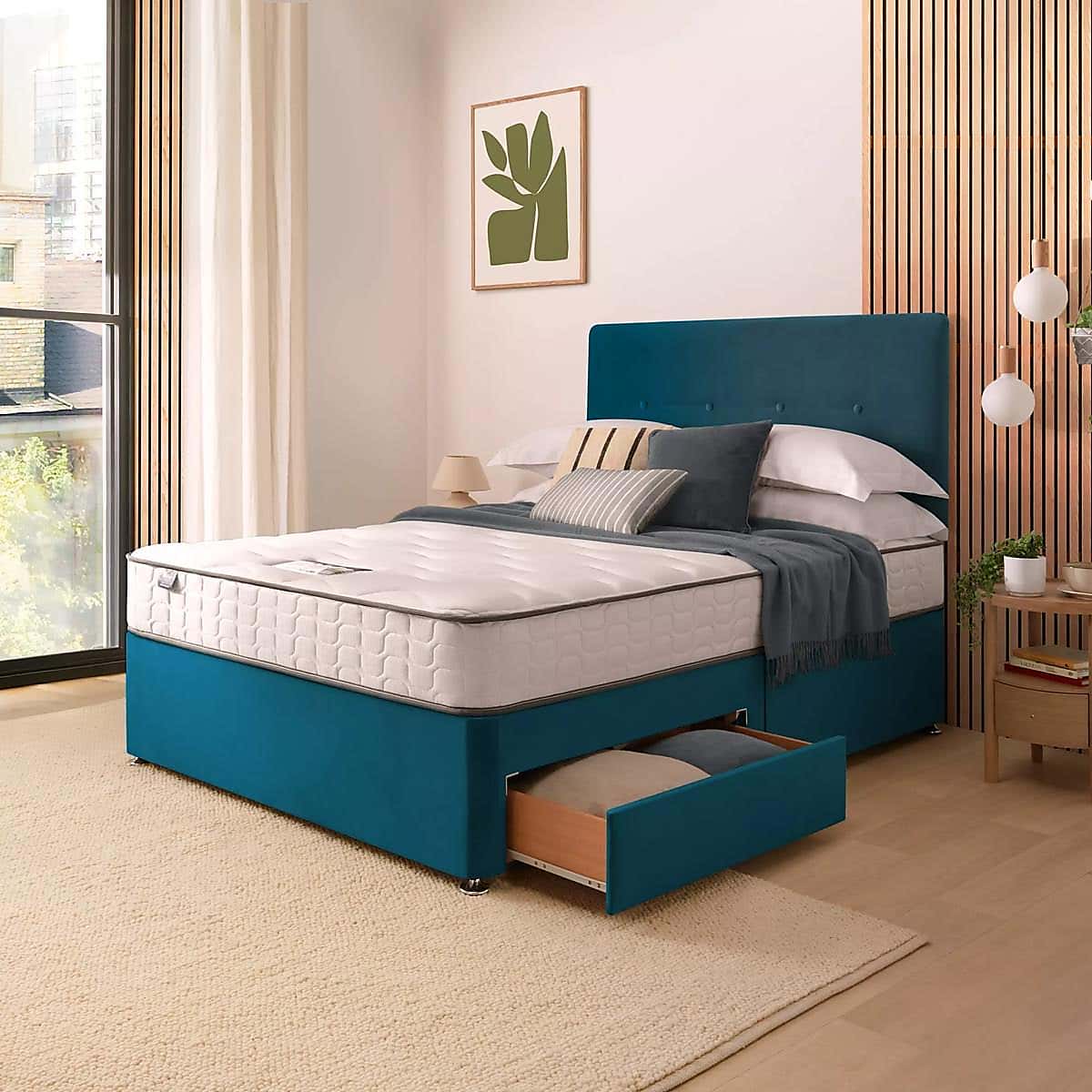 Carousel zoom image position 3 of 9