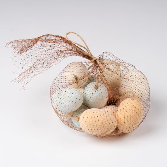 Carousel navigation image position 2 of 3