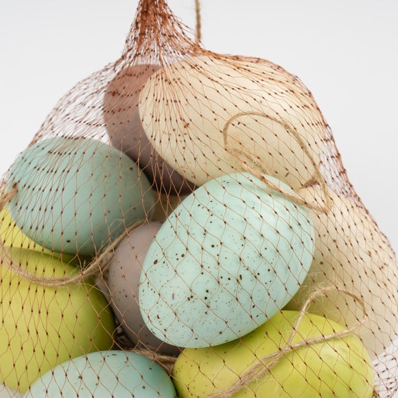 Carousel navigation image position 3 of 4