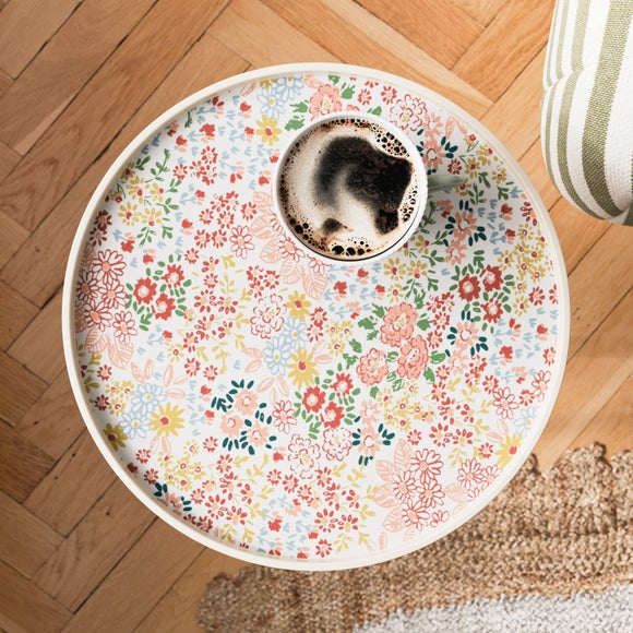 Carousel navigation image position 3 of 7