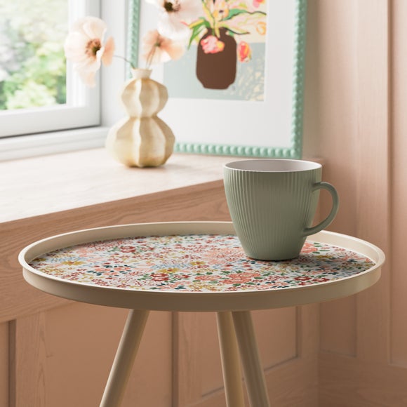 Carousel navigation image position 4 of 7