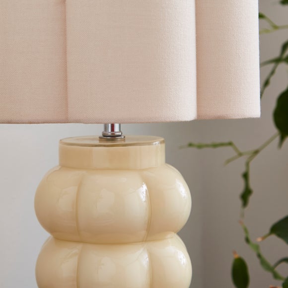 Carousel navigation image position 3 of 6