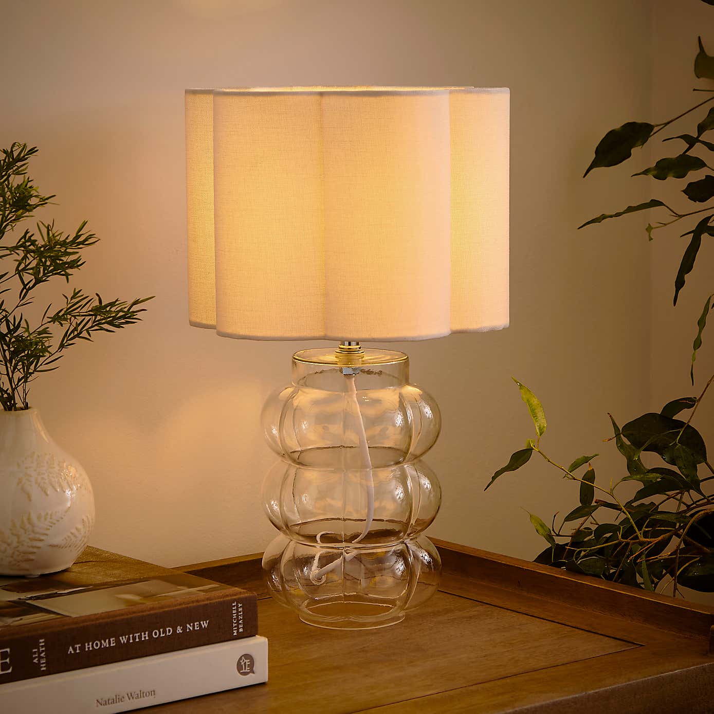 Carousel zoom image position 2 of 6