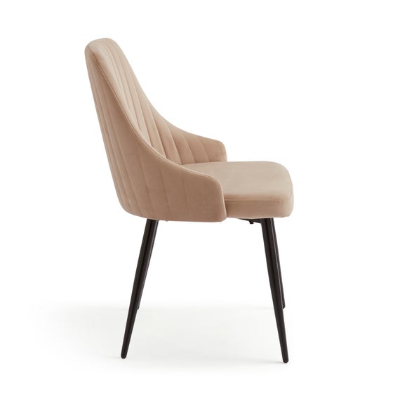 Carousel navigation image position 6 of 9