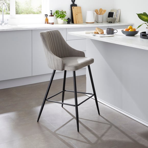 Carousel navigation image position 1 of 6