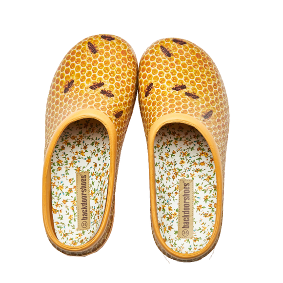 Carousel navigation image position 4 of 6