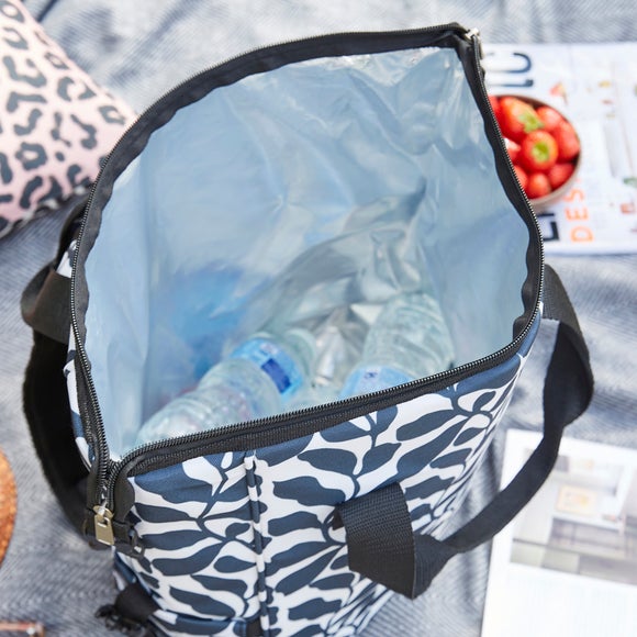 Carousel navigation image position 2 of 5