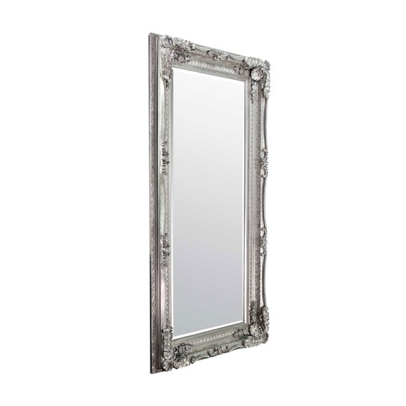 Carousel navigation image position 3 of 5