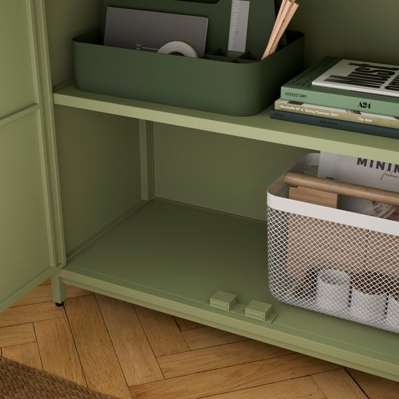 Carousel navigation image position 3 of 6