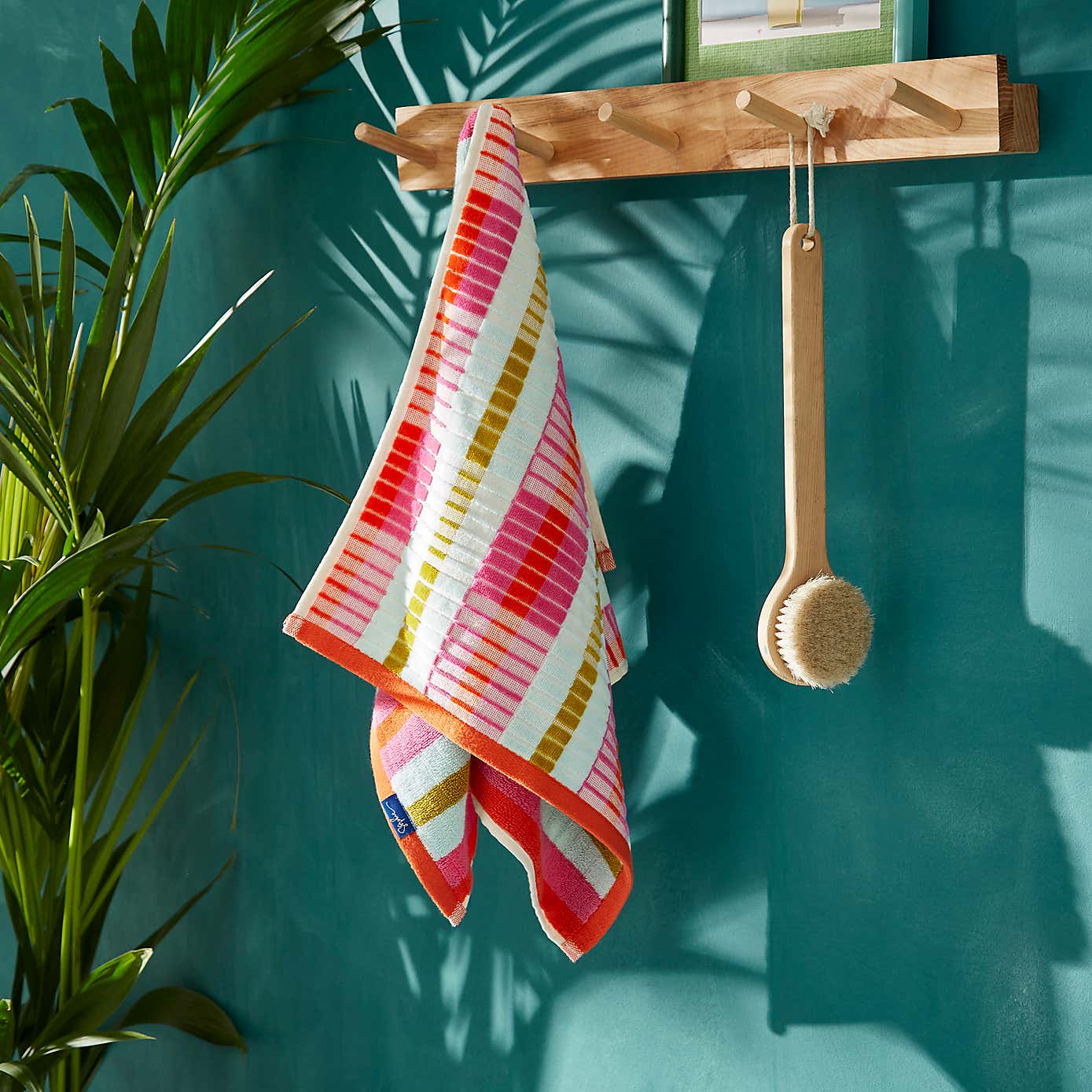 Carousel zoom image position 2 of 5