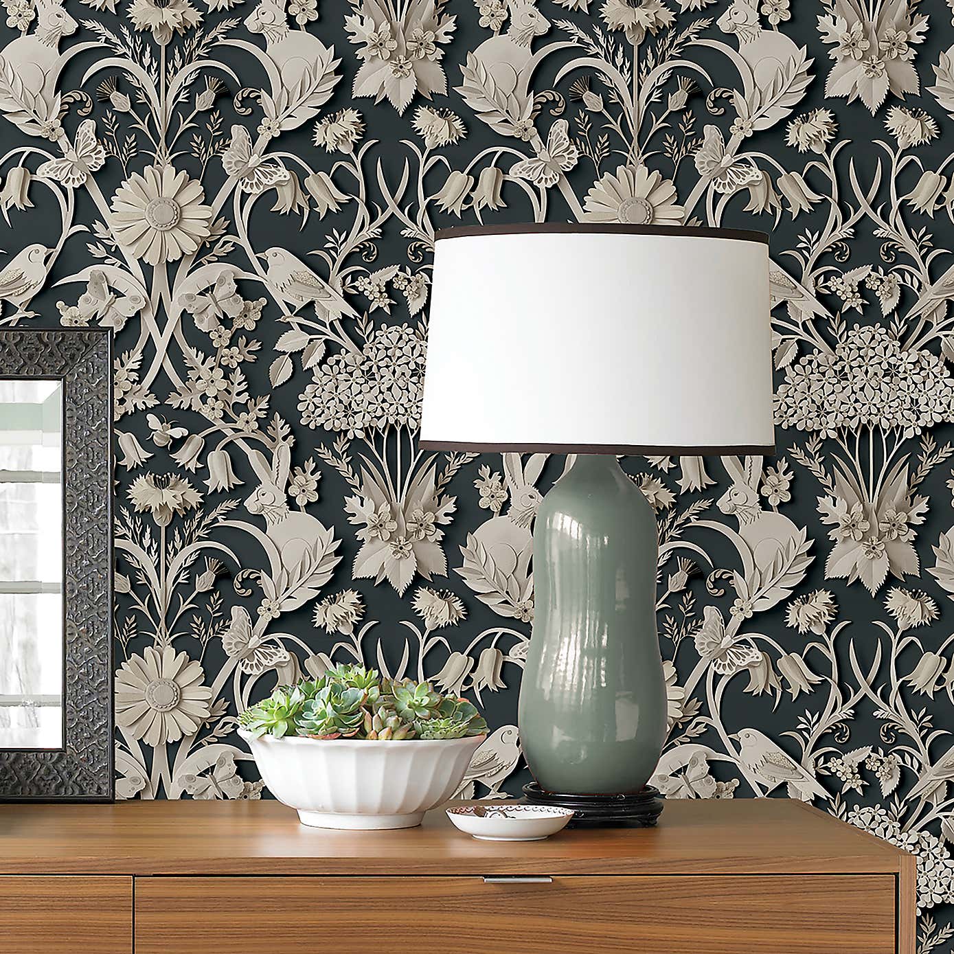 Carousel zoom image position 3 of 4