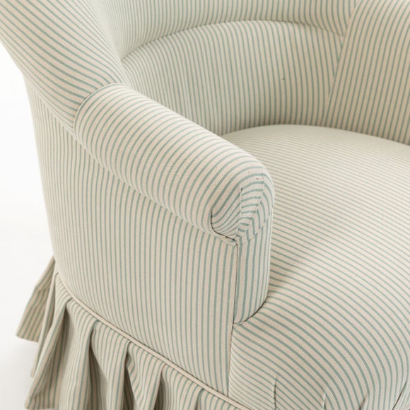 Carousel navigation image position 4 of 9