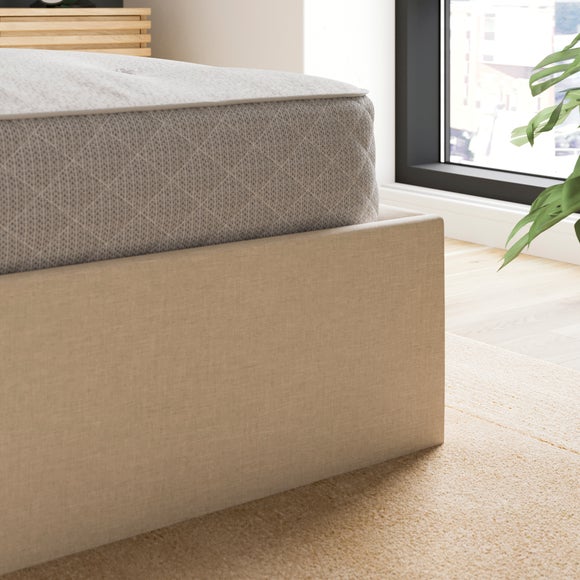 Carousel navigation image position 4 of 9