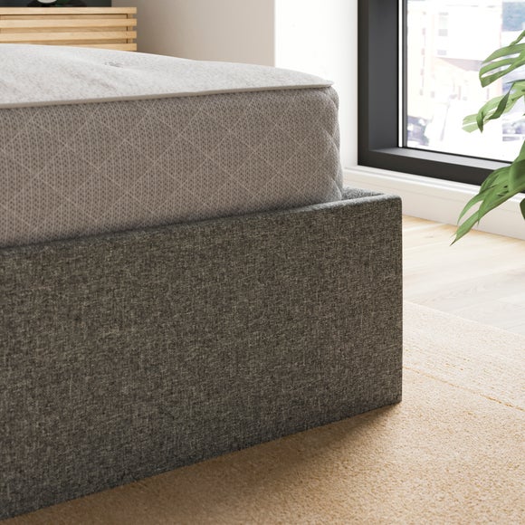 Carousel navigation image position 4 of 9