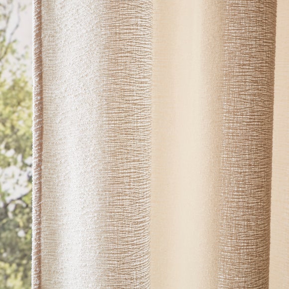 Carousel navigation image position 3 of 4