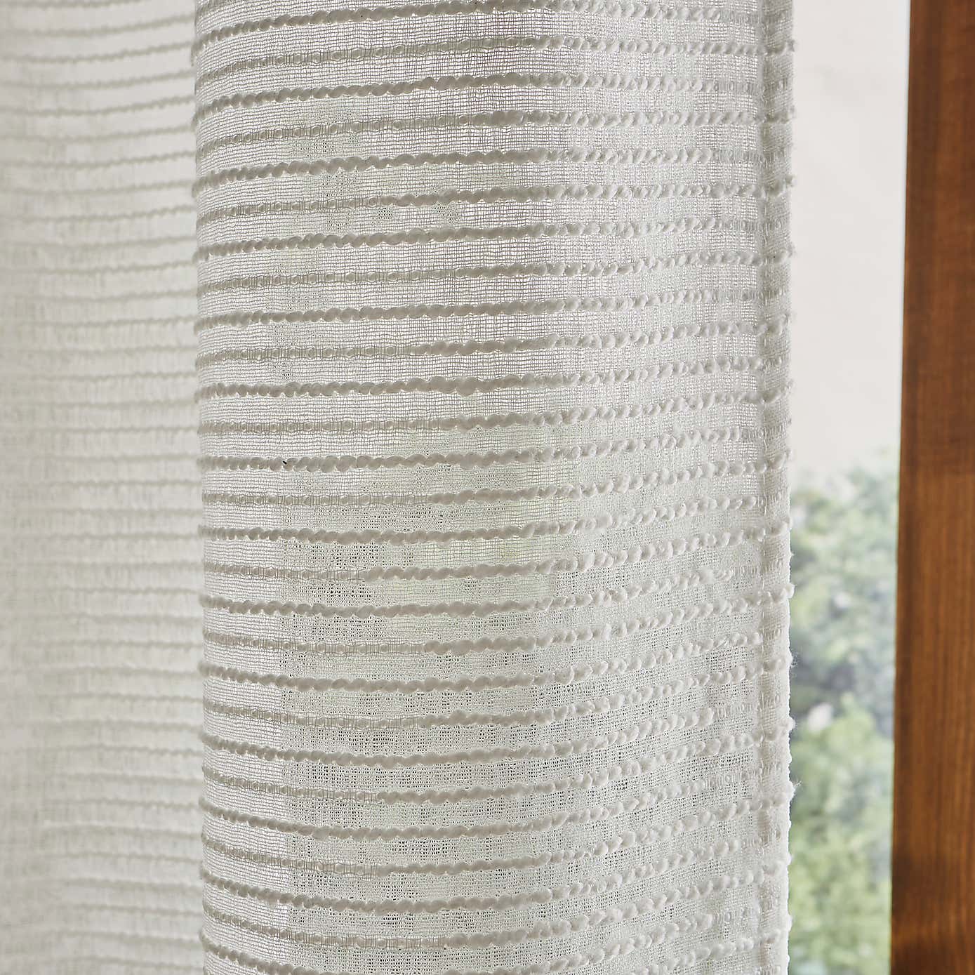 Carousel zoom image position 3 of 4