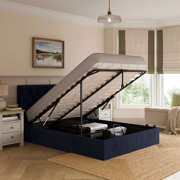 Carousel navigation image position 3 of 10