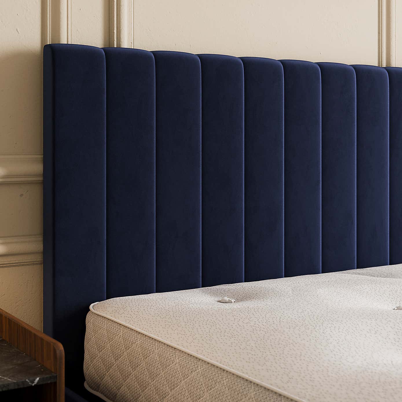 Carousel zoom image position 5 of 8