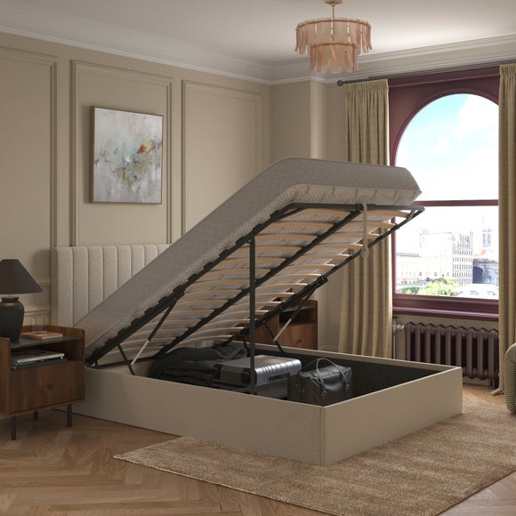 Carousel navigation image position 3 of 9