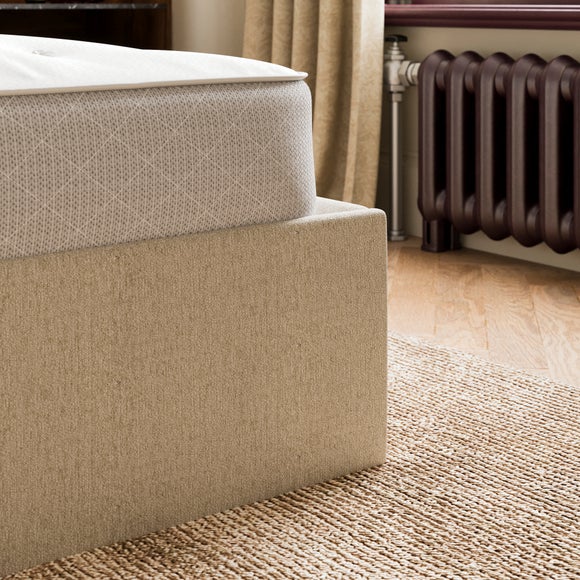 Carousel navigation image position 4 of 9