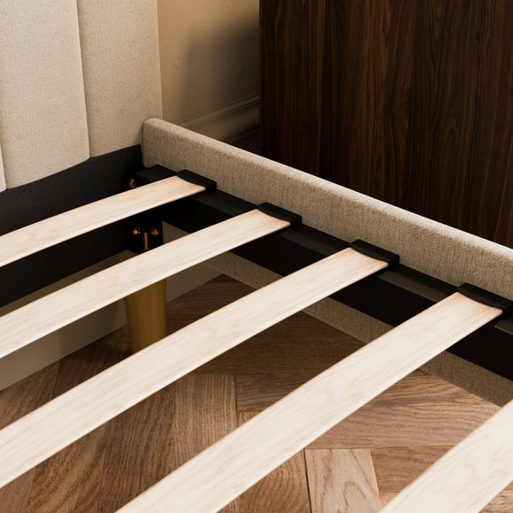 Carousel navigation image position 4 of 7