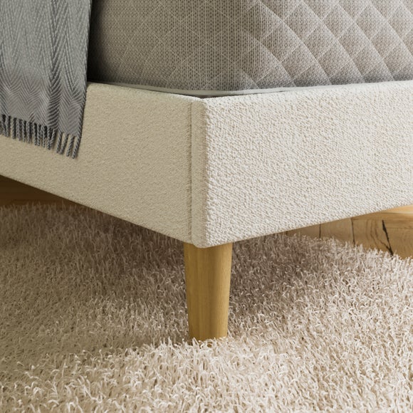 Carousel navigation image position 3 of 8