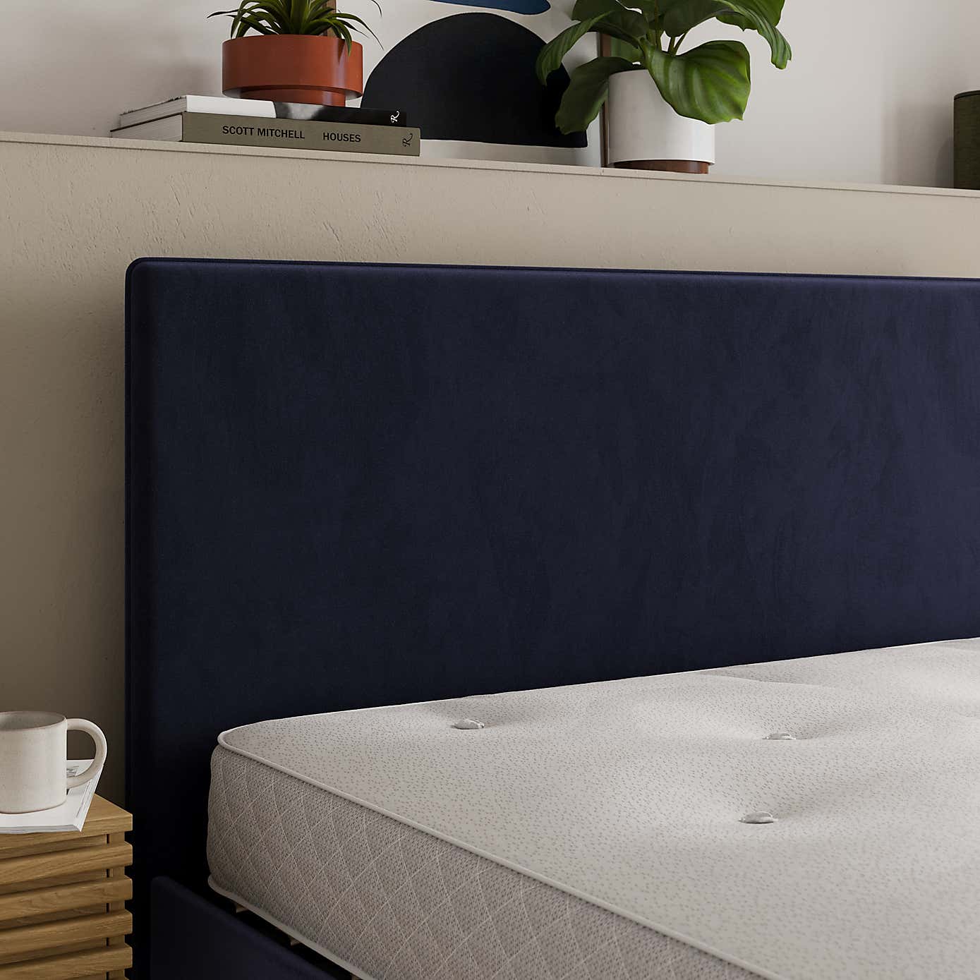 Carousel zoom image position 5 of 7