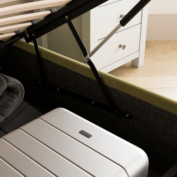 Carousel navigation image position 5 of 10