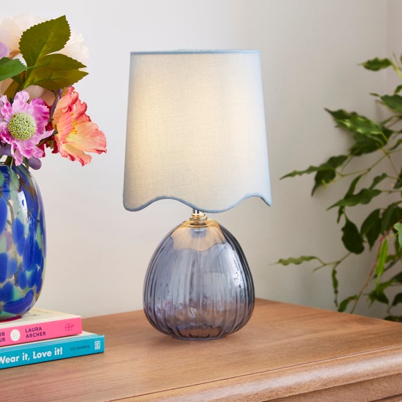 Cherie Scallop Table Lamp