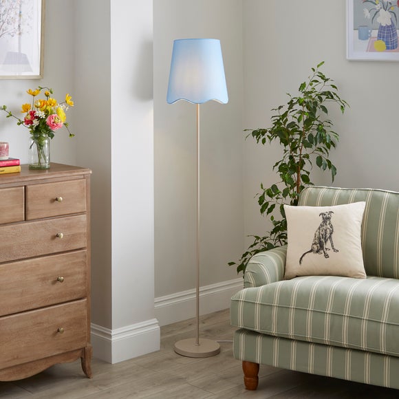 Cherie Scallop Floor Lamp