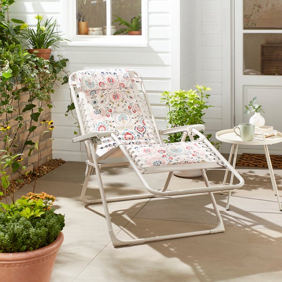 Carousel navigation image position 2 of 4