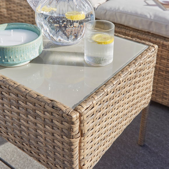 Carousel navigation image position 3 of 5