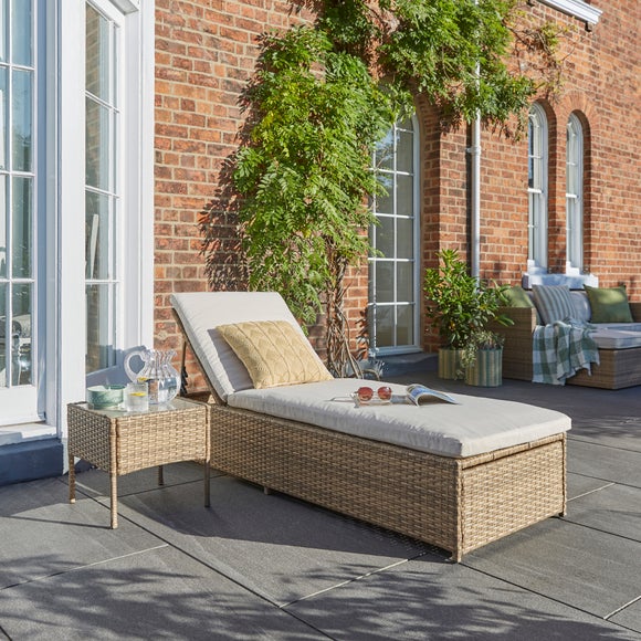 Carousel navigation image position 2 of 8